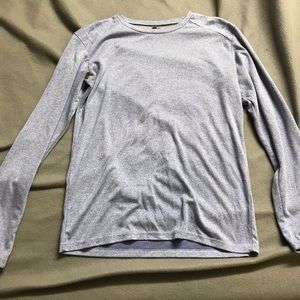Men’s light blue long sleeve keeps you very warm